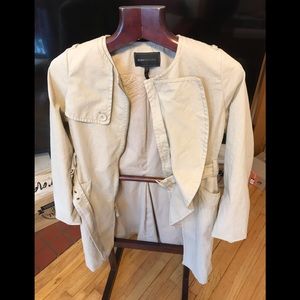 Like new BCBG trench size 6